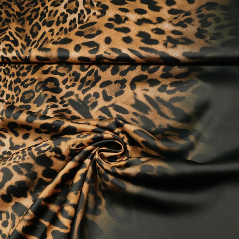 Javanaise Viskose Satin Animal Print | Leo & Farbverlauf-Bordüre