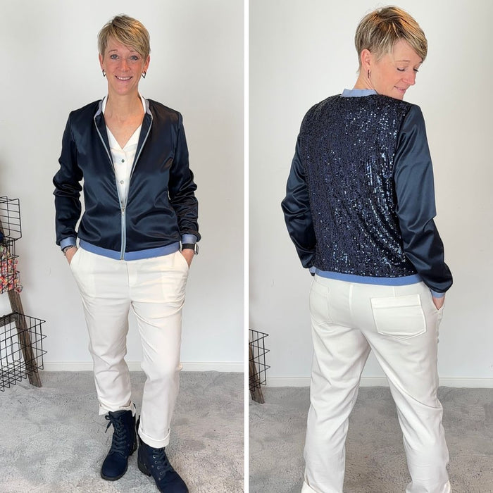 Outfitinspiration; Blouson aus Viskose-Satinstoff in Dunkelblau und Dunkelblauen Paillettenstoff mit passendem Bündchen in einem helleren Blauton   