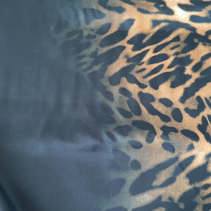Javanaise Viskose Satin Animal Print | Leo & Farbverlauf-Bordüre